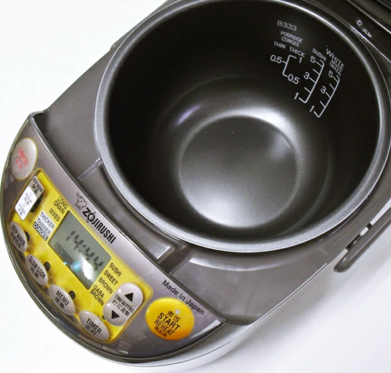 Zojirushi rice cooker 220V to 230V specification 5.5 cups Brown NS-YMH10-TA